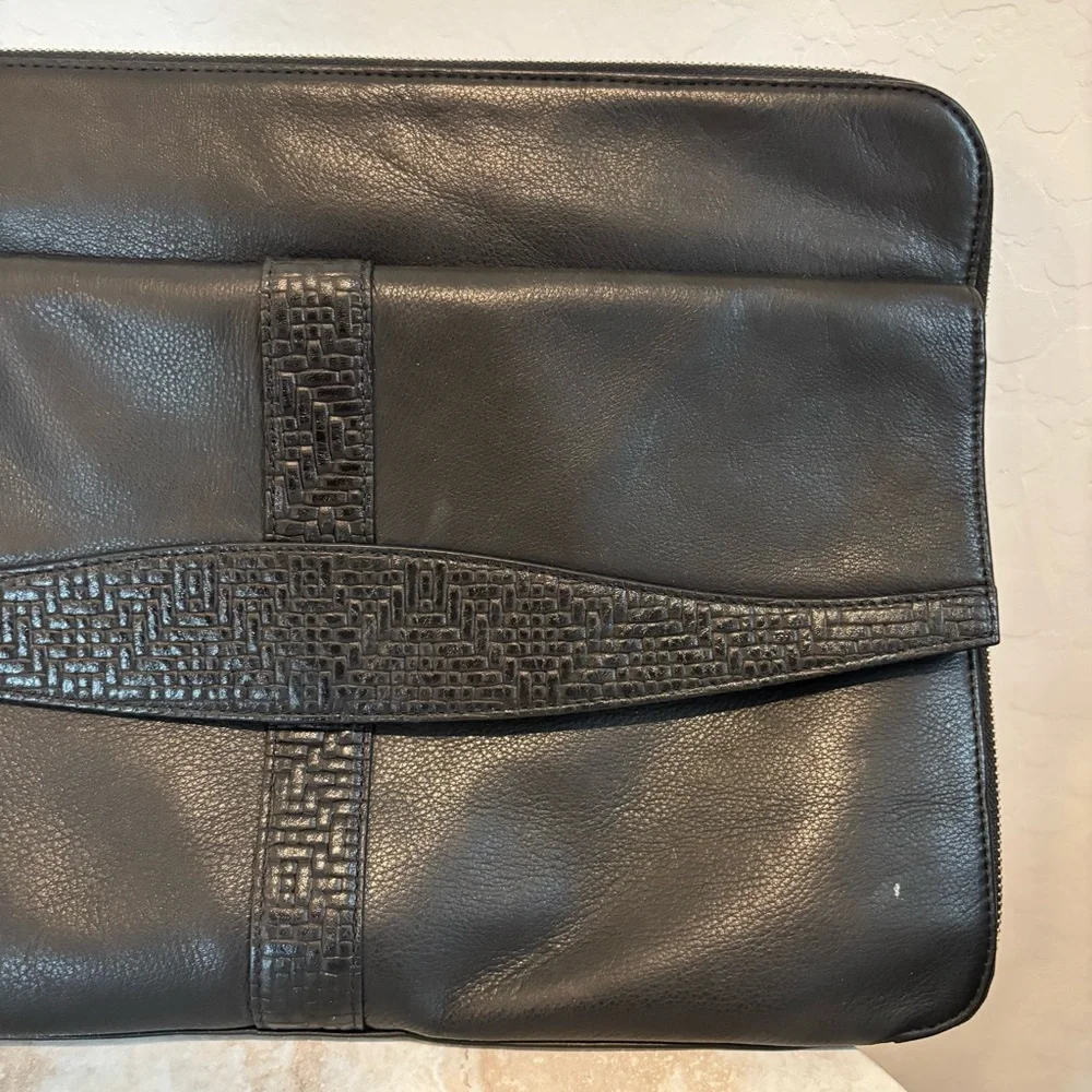 Levenger leather zip around laptop case